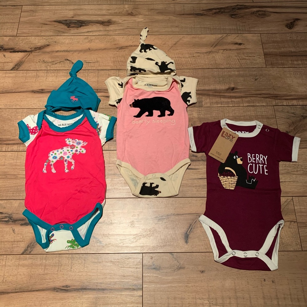 NWT Bundle of Wildlife Bear & Mouse Onesies, Size 6 months